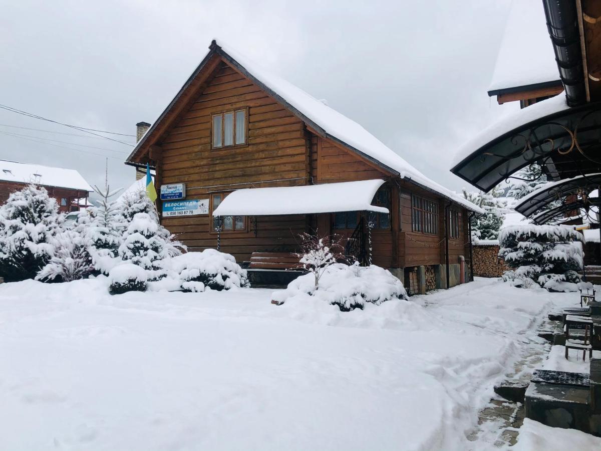 Guest House Kaspiy Bukovel Ngoại thất bức ảnh
