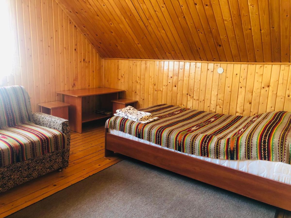 Guest House Kaspiy Bukovel Ngoại thất bức ảnh